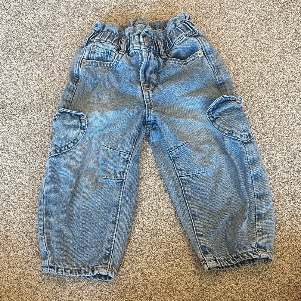2 pairs of Gap Kids Elastic Waist blue jean Denim and Cheetah Denim Pants